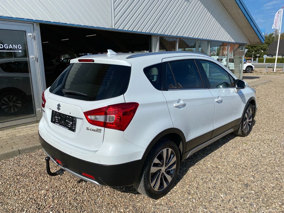 Suzuki S-Cross 1,0 Boosterjet Exclusive 5d