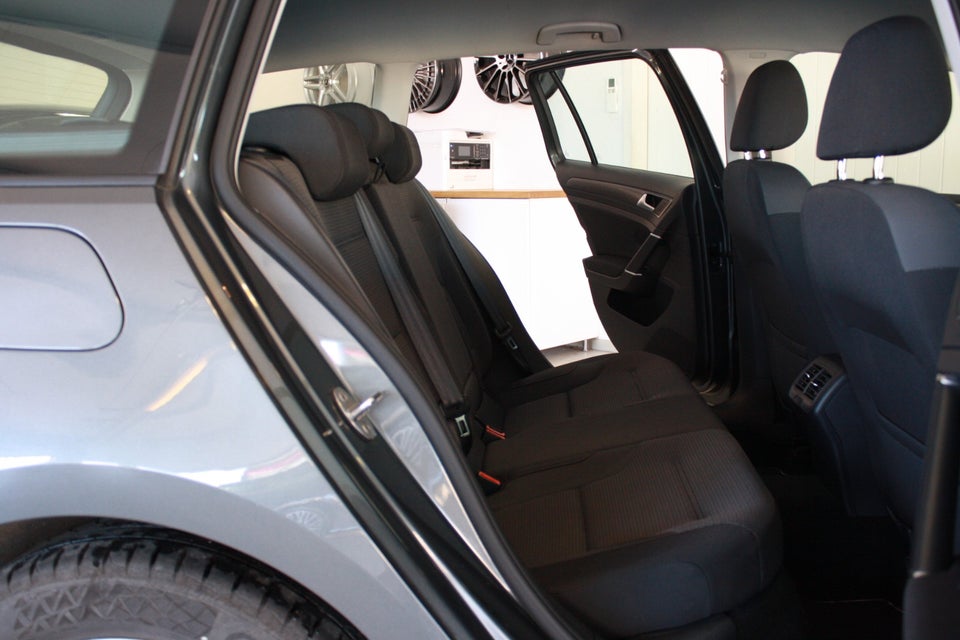 VW Golf VII 2,0 TDi 150 Comfortline DSG 5d