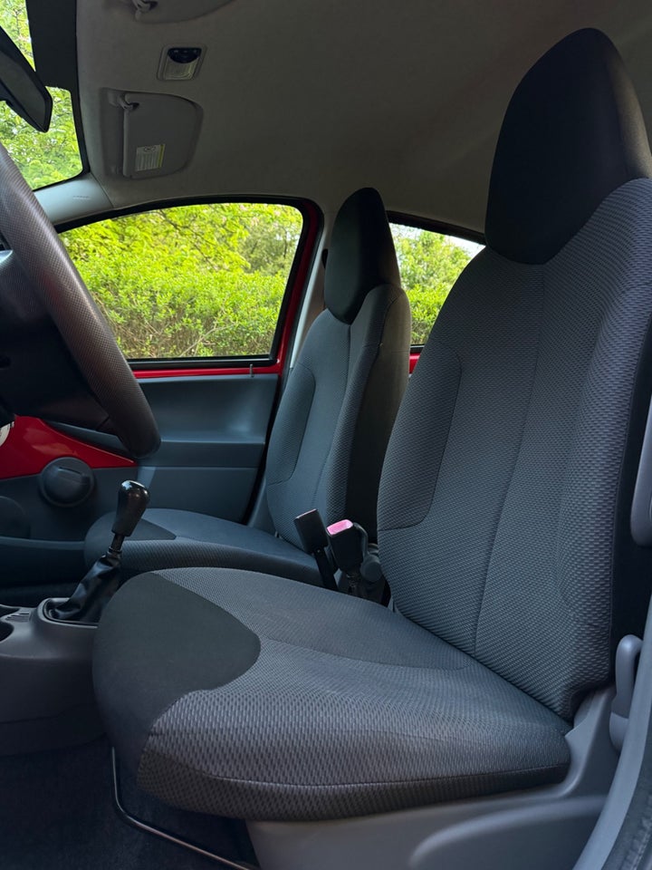 Toyota Aygo 1,0 Plus 5d