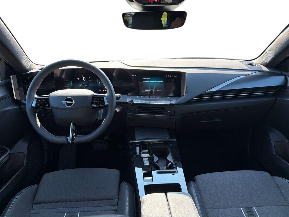 Opel Astra-e 54 GS Sports Tourer 5d