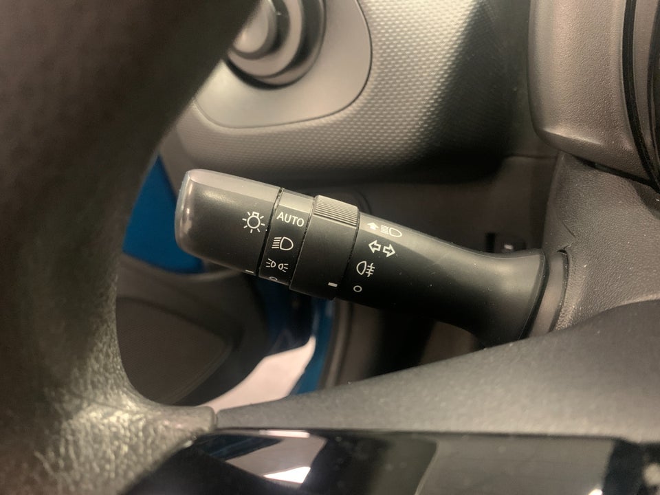 Citroën C1 1,0 VTi Shine 5d