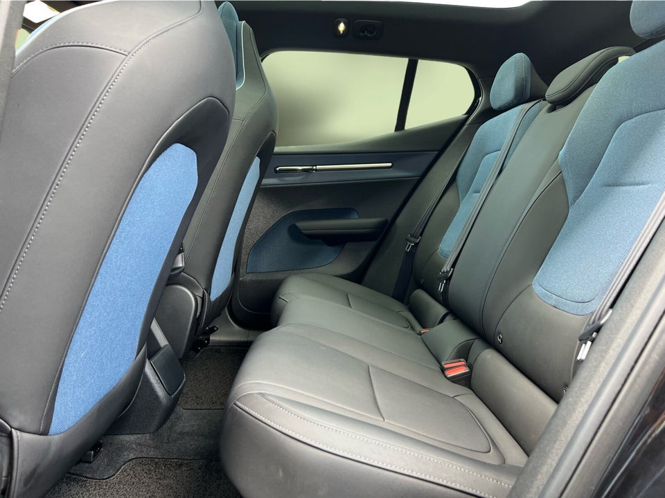 Volvo EX30 Twin Performance Ultra 5d