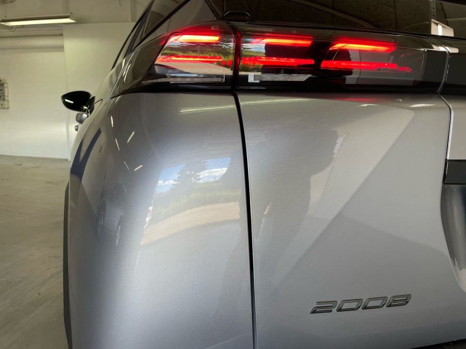 Peugeot 2008 1,2 PureTech 130 Allure EAT8 5d