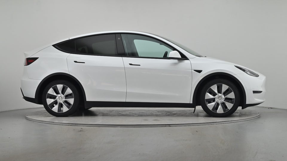 Tesla Model Y Long Range AWD 5d