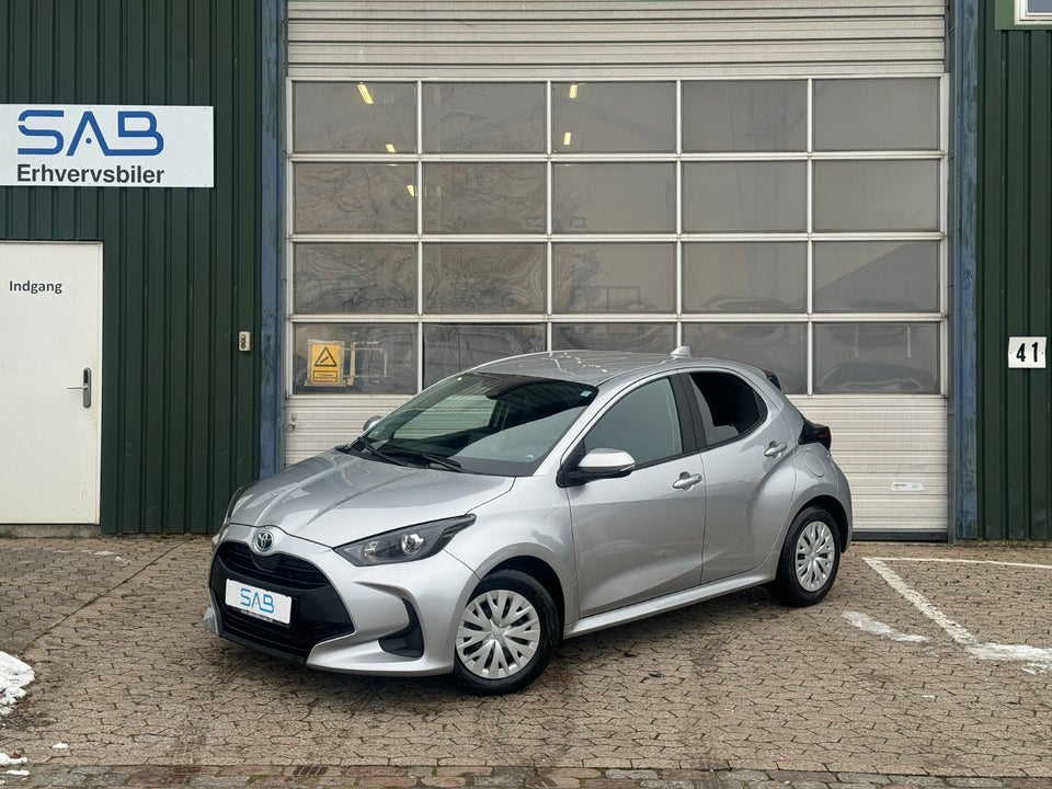 Toyota Yaris 1,5 Hybrid Style e-CVT Van 5d