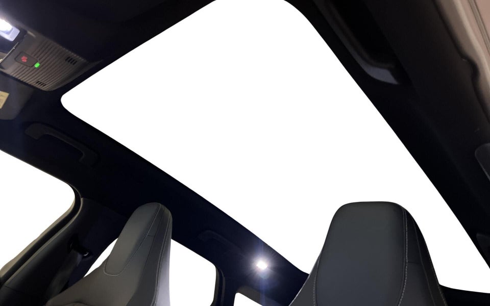 Ford Explorer 82 Premium Extended Range 5d