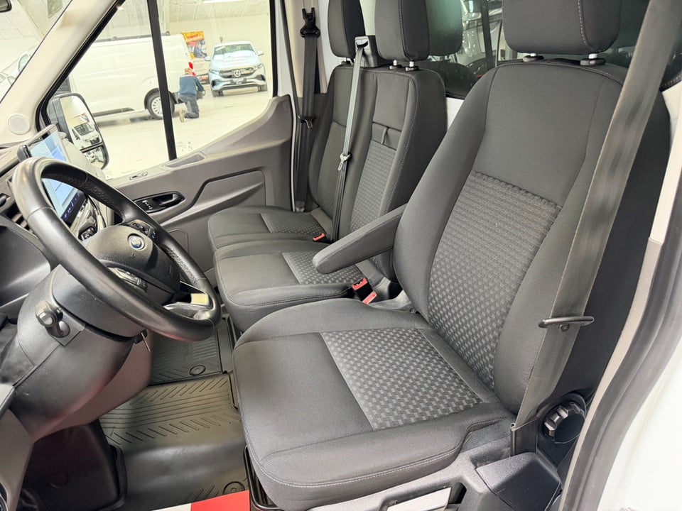 Ford Transit 350 L3 Chassis 2,0 TDCi 170 Trail H1 FWD