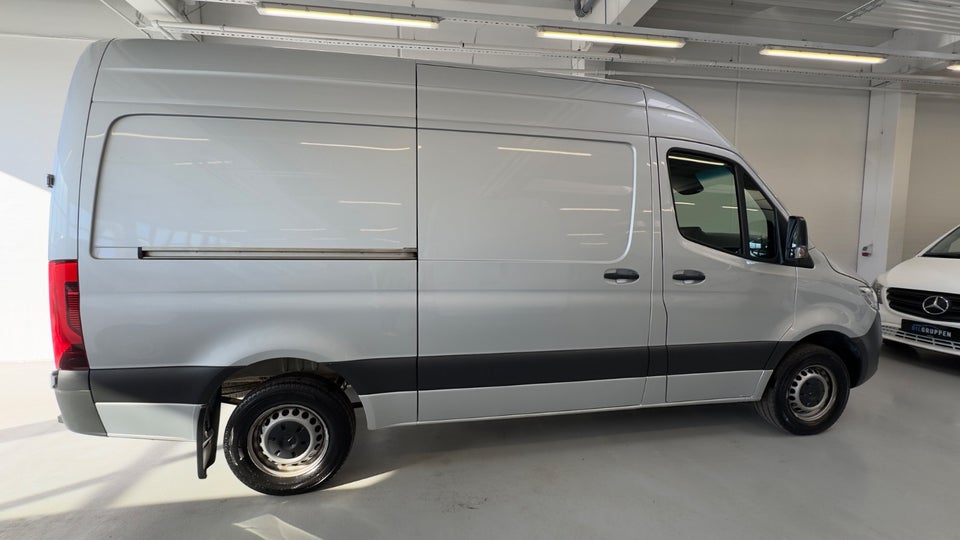 Mercedes Sprinter 316 2,2 CDi A2 Kassevogn aut. RWD