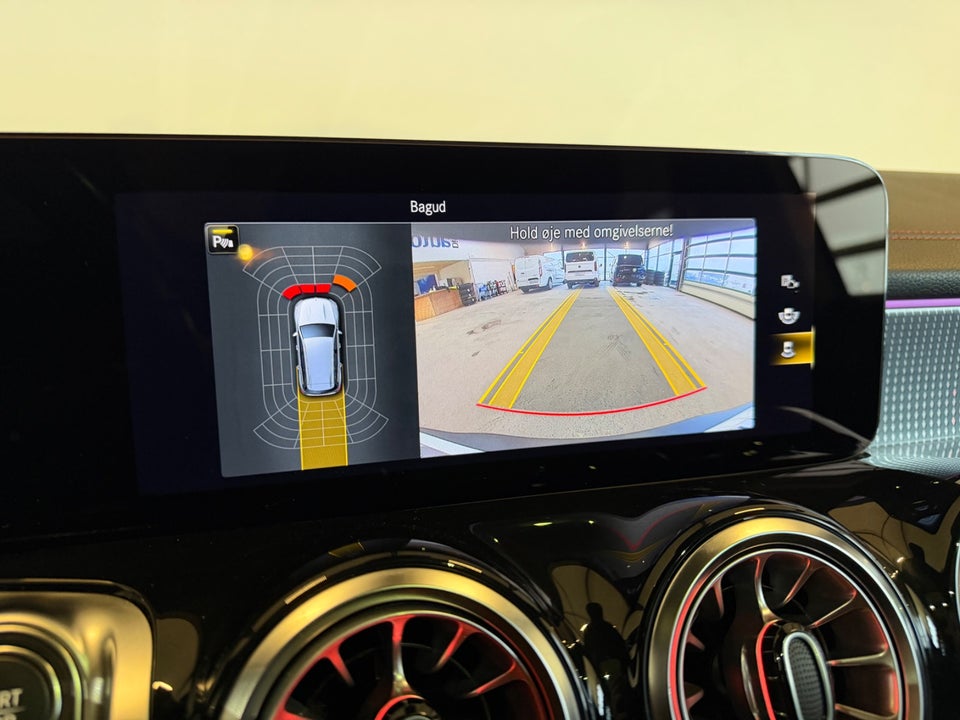 Mercedes EQB300 AMG Line 4Matic 5d