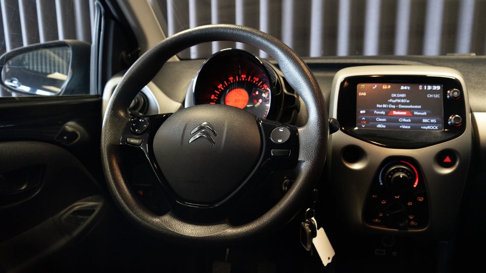Citroën C1 1,0 e-VTi Shine Airscape 5d