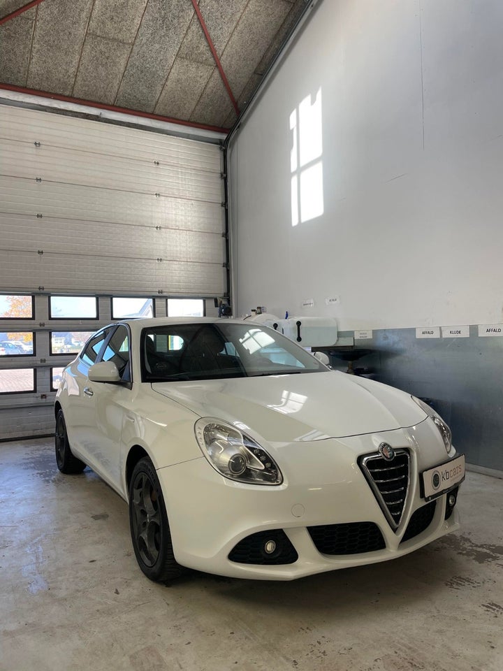 Alfa Romeo Giulietta 1,4 M-Air 170 Distinctive 5d