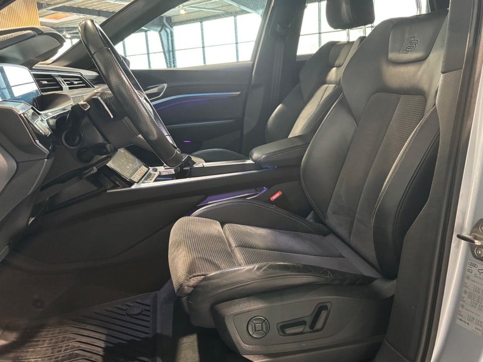 Audi e-tron 55 S-line quattro 5d