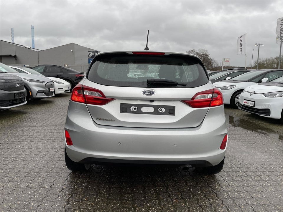 Ford Fiesta 1,1 Business 5d