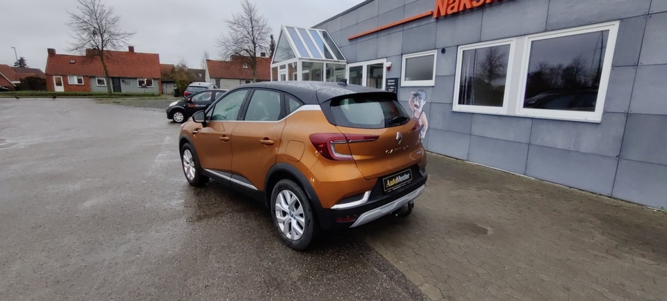 Renault Captur 1,6 E-Tech Intens 5d