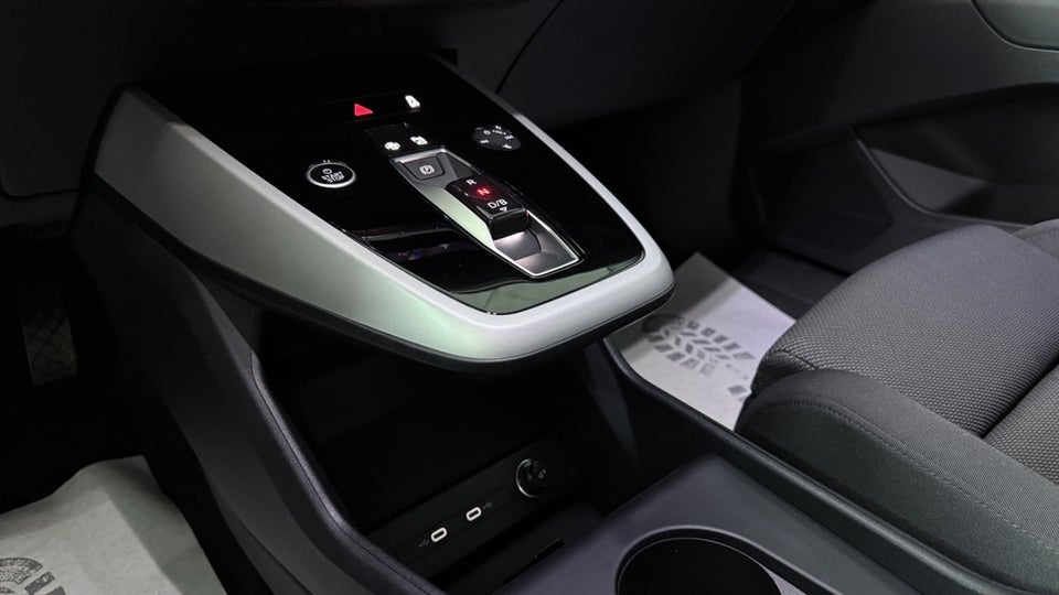 Audi Q4 e-tron 45 S-line 5d