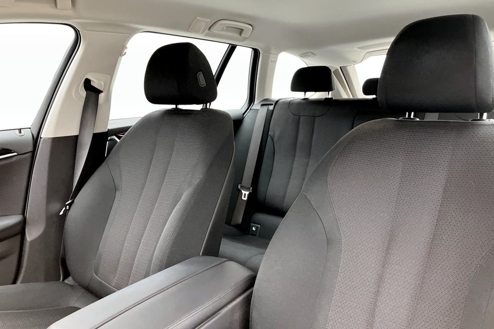 BMW 520i 2,0 Touring Connected aut. 5d