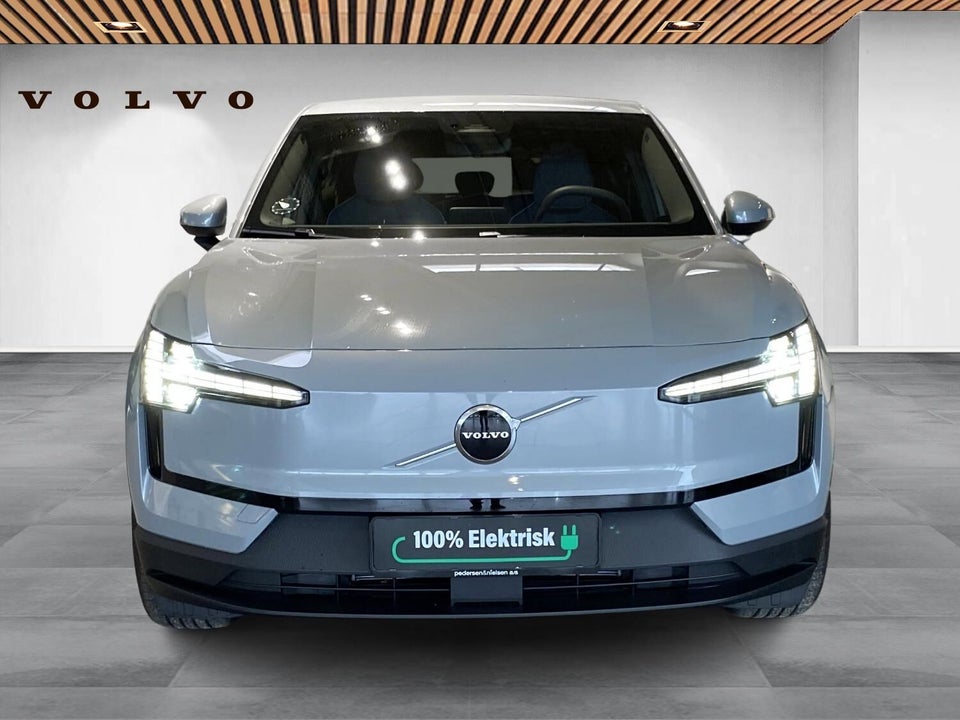 Volvo EX30 Extended Range Core 5d