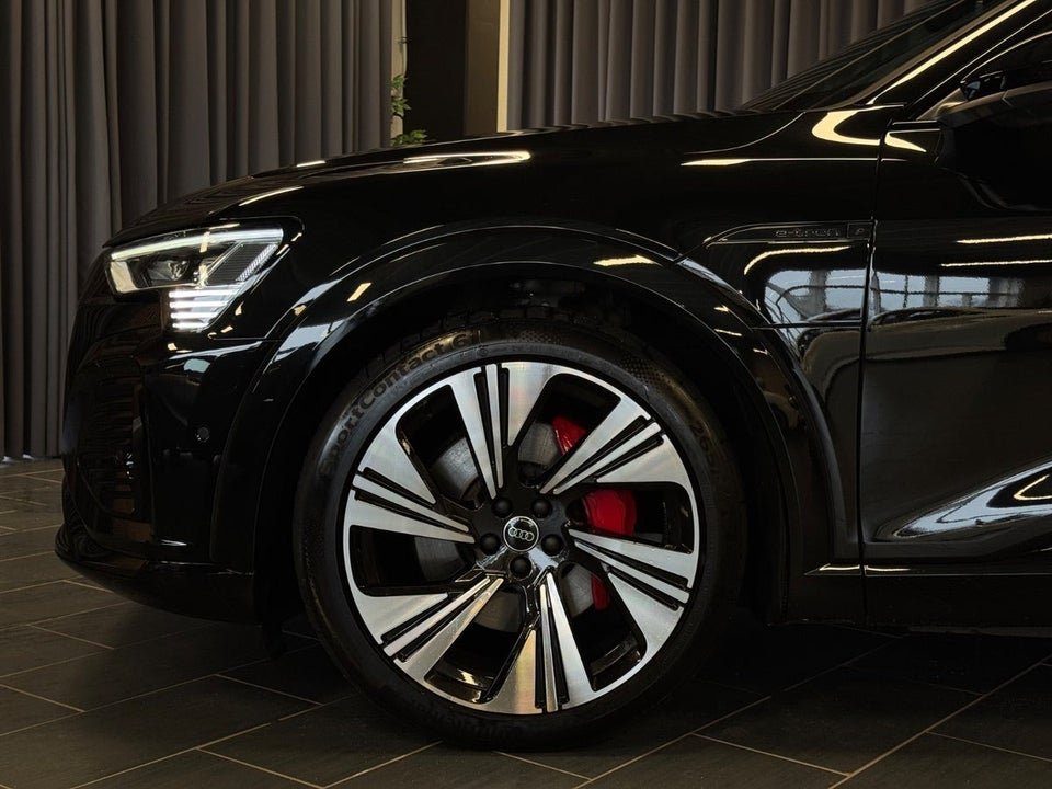 Audi Q8 e-tron 55 S-line Black Style quattro 5d