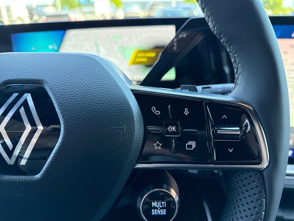 Renault Scenic E-Tech 87 Iconic 5d