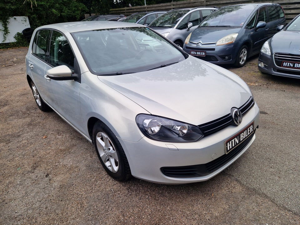 VW Golf VI 1,6 TDi 90 Trendline 5d