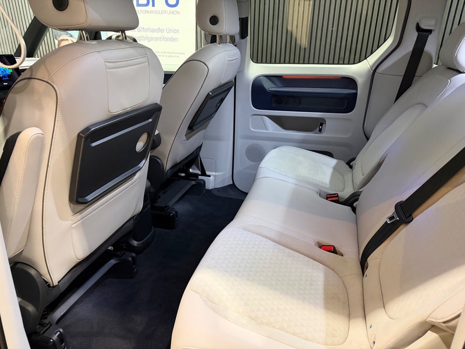 VW ID.Buzz 77 Style SWB 5d