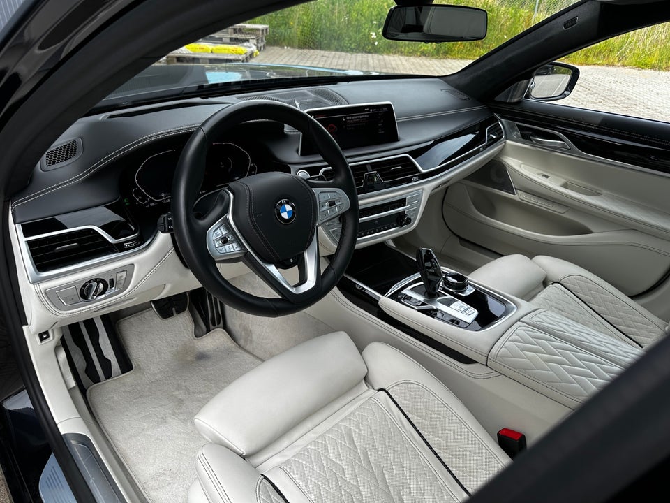 BMW 745Le 3,0 M-Sport aut. 4d