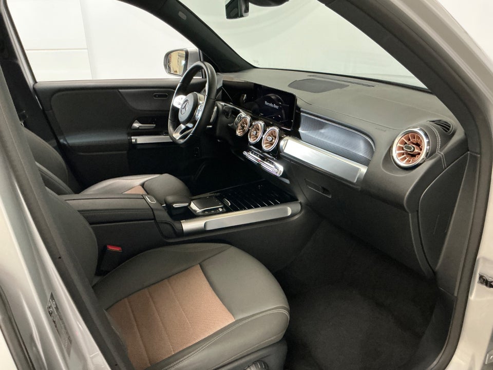 Mercedes EQB250 AMG Line 7prs 5d