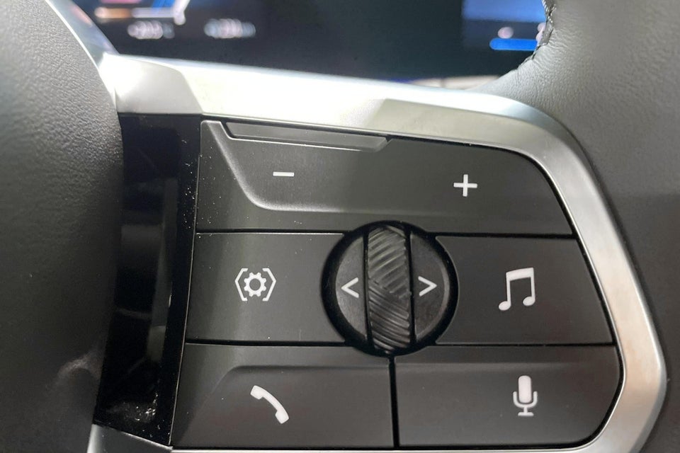 BMW iX1 xDrive30 Fully Charged 5d