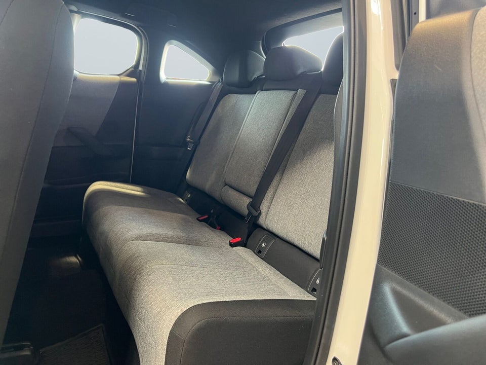 Mazda MX-30 e-SkyActiv Sky 5d