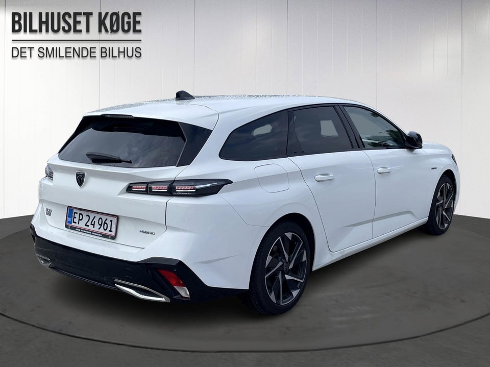 Peugeot 308 1,6 Hybrid First Selection SW EAT8 5d