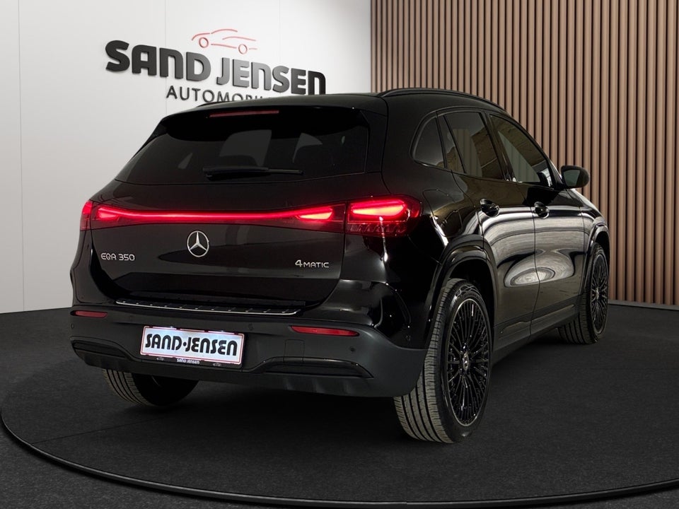 Mercedes EQA350 AMG Line 4Matic 5d