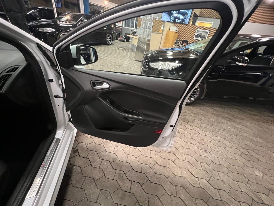 Ford Focus 1,0 SCTi 125 ST-Line+ stc. 5d