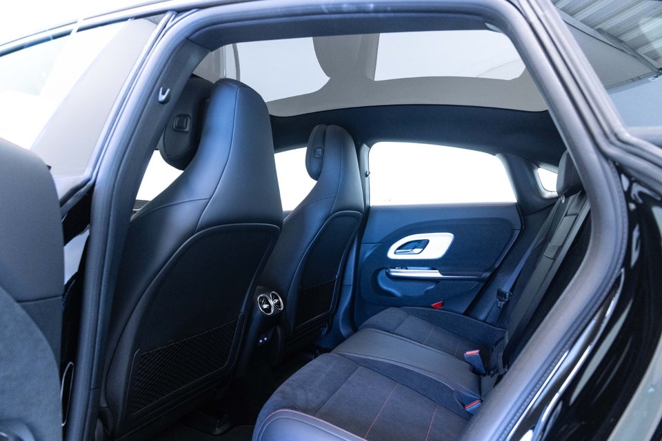 Mercedes CLA250+ EQ AMG Advance Plus 4d