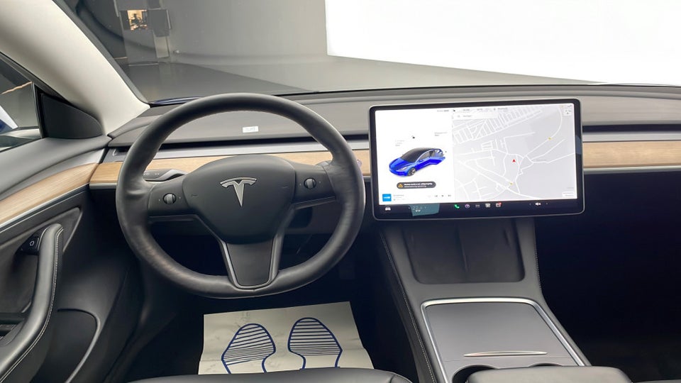 Tesla Model 3 Standard Range+ RWD 4d