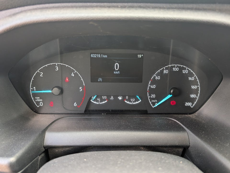 Ford Transit Custom 300 L2 2,0 TDCi 130 Trend