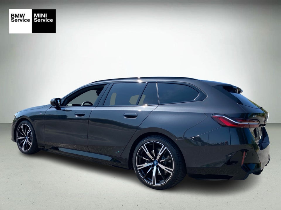 BMW i5 eDrive40 Touring M-Sport 5d