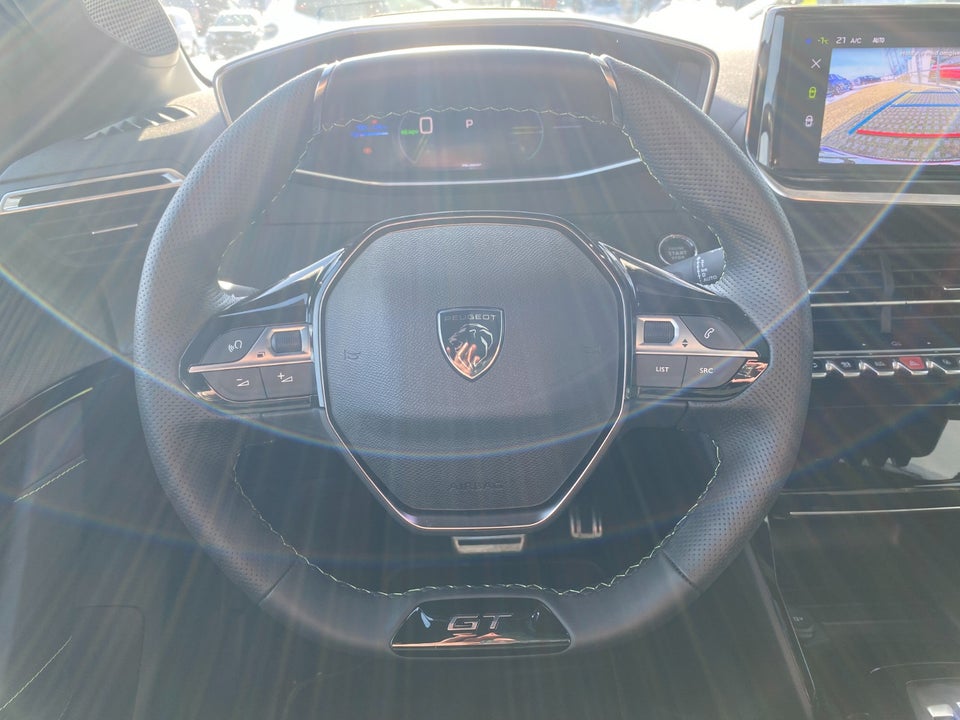 Peugeot e-208 54 GT Pack 5d