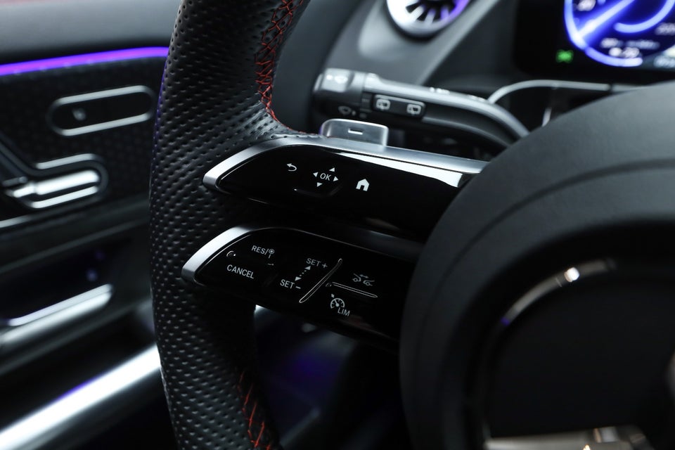 Mercedes EQA350 AMG Line 4Matic 5d