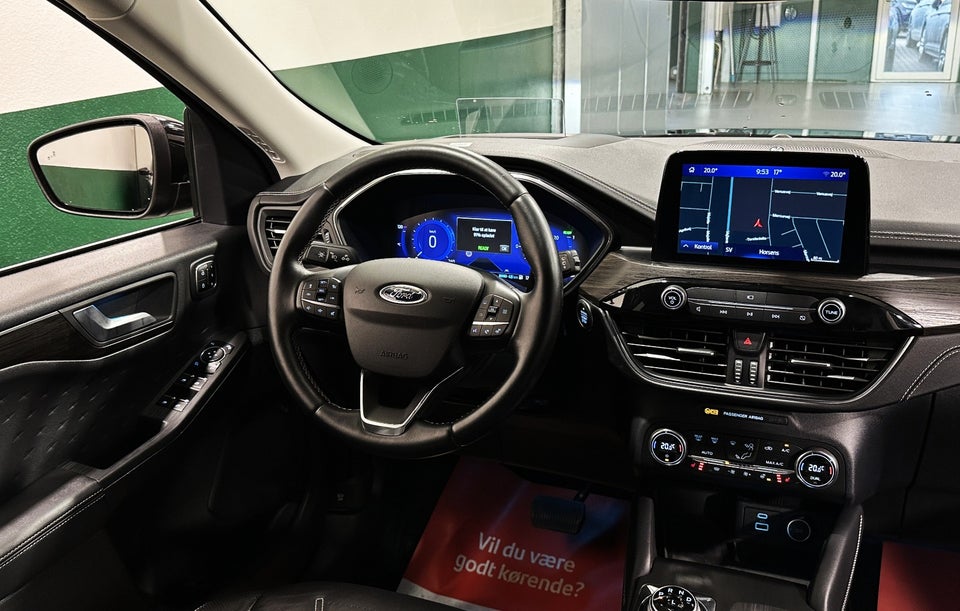 Ford Kuga 2,5 PHEV Vignale CVT 5d