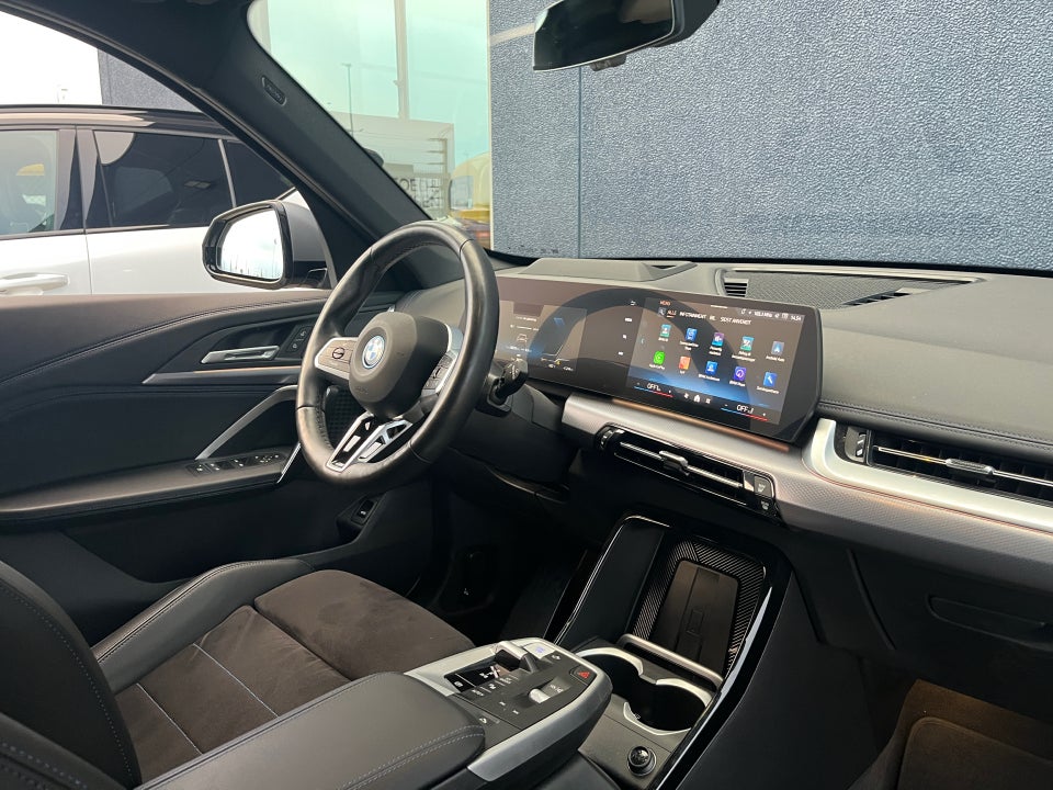 BMW iX1 eDrive20 M-Sport 5d