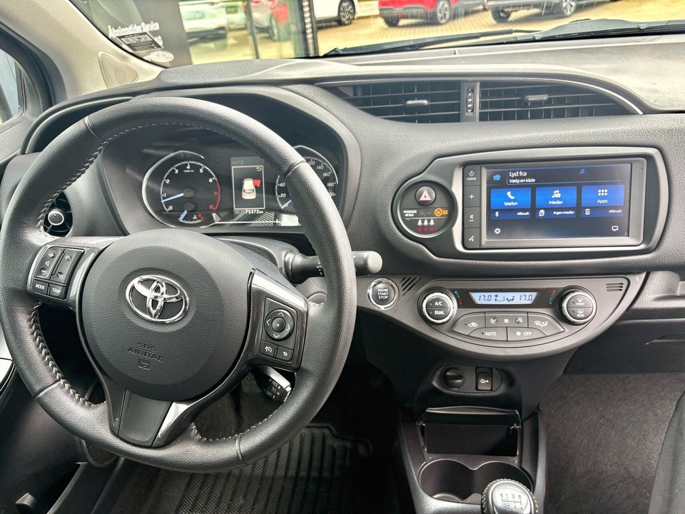Toyota Yaris 1,5 VVT-iE T2 Limited 5d