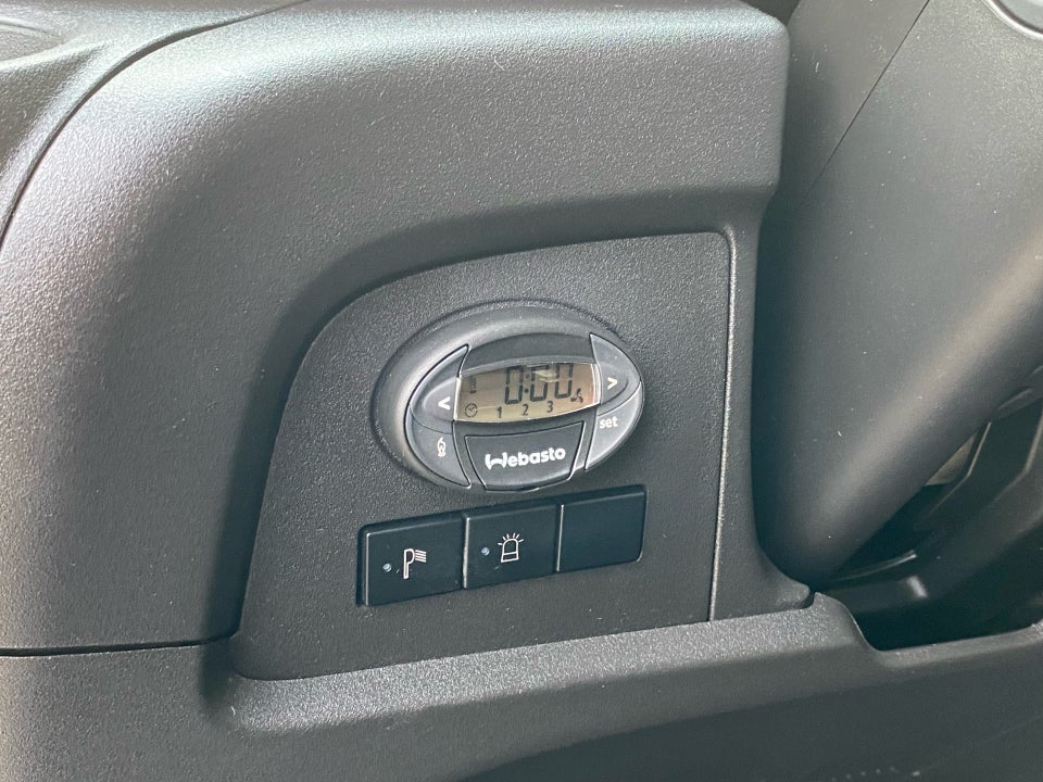 Iveco Daily 3,0 35S17 12m³ Van AG