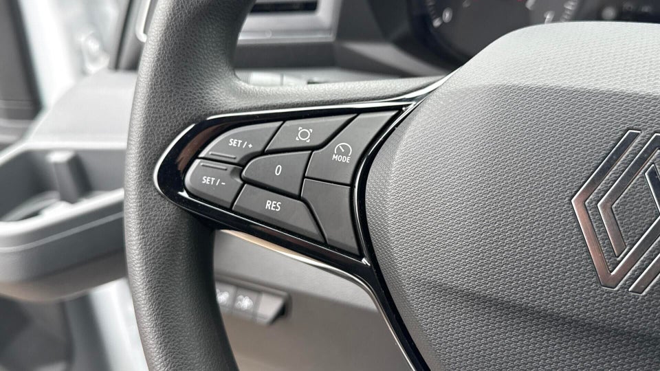 Renault Master V T33 2,0 dCi 130 L2H2 Kassevogn Tekno