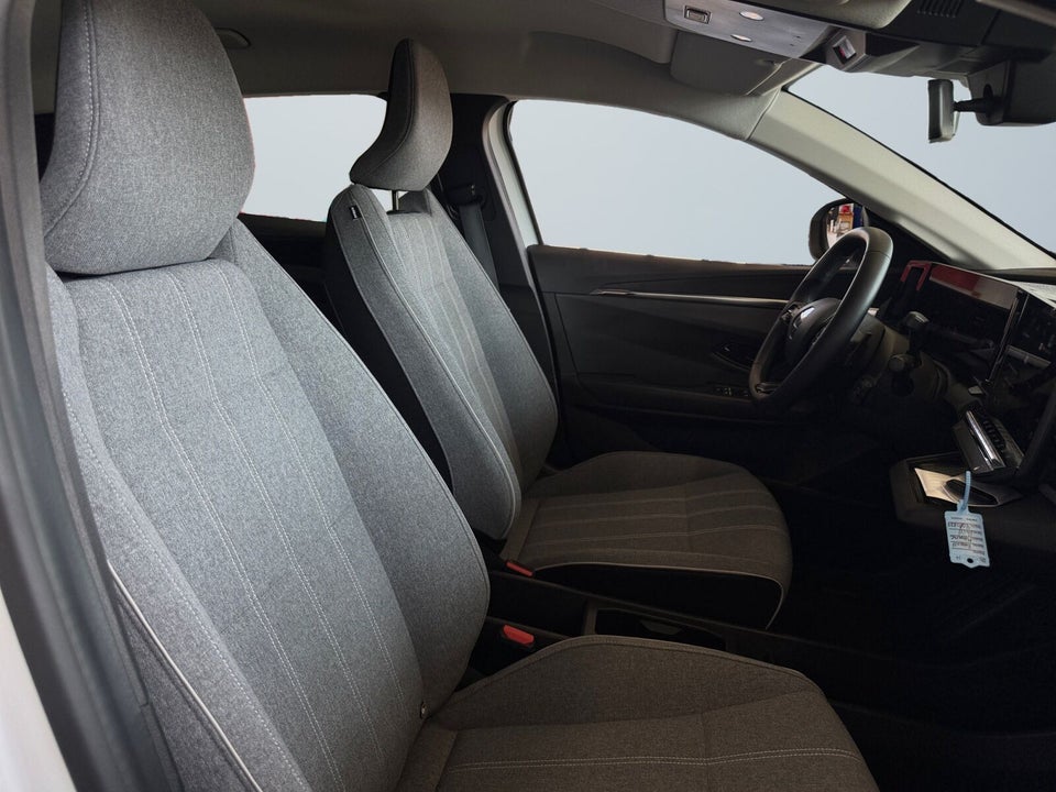 Renault Megane E-Tech 40 Equilibre 5d