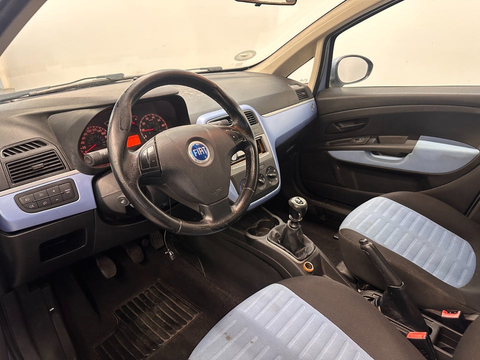 Fiat Grande Punto 1,4 Active 5d