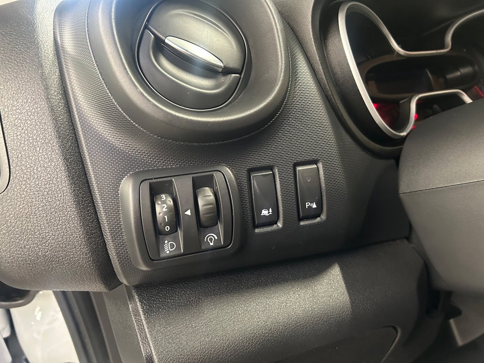 Renault Trafic T29 2,0 dCi 120 L2H1