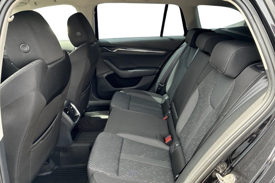 Skoda Octavia 1,0 eTSi 110 Style Combi DSG 5d