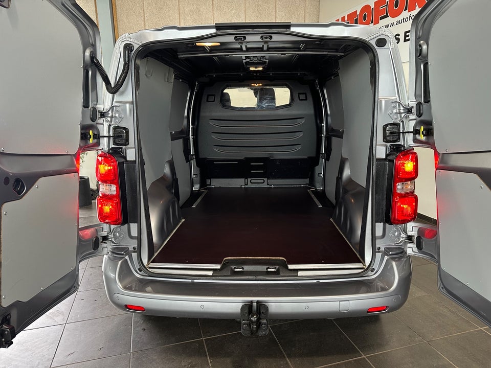 Peugeot Expert 2,0 BlueHDi 177 L2 Ultimate EAT8 Van