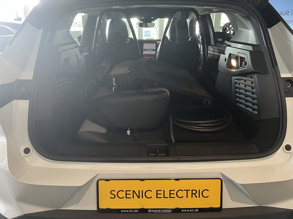 Renault Scenic E-Tech 60 Techno Van 5d