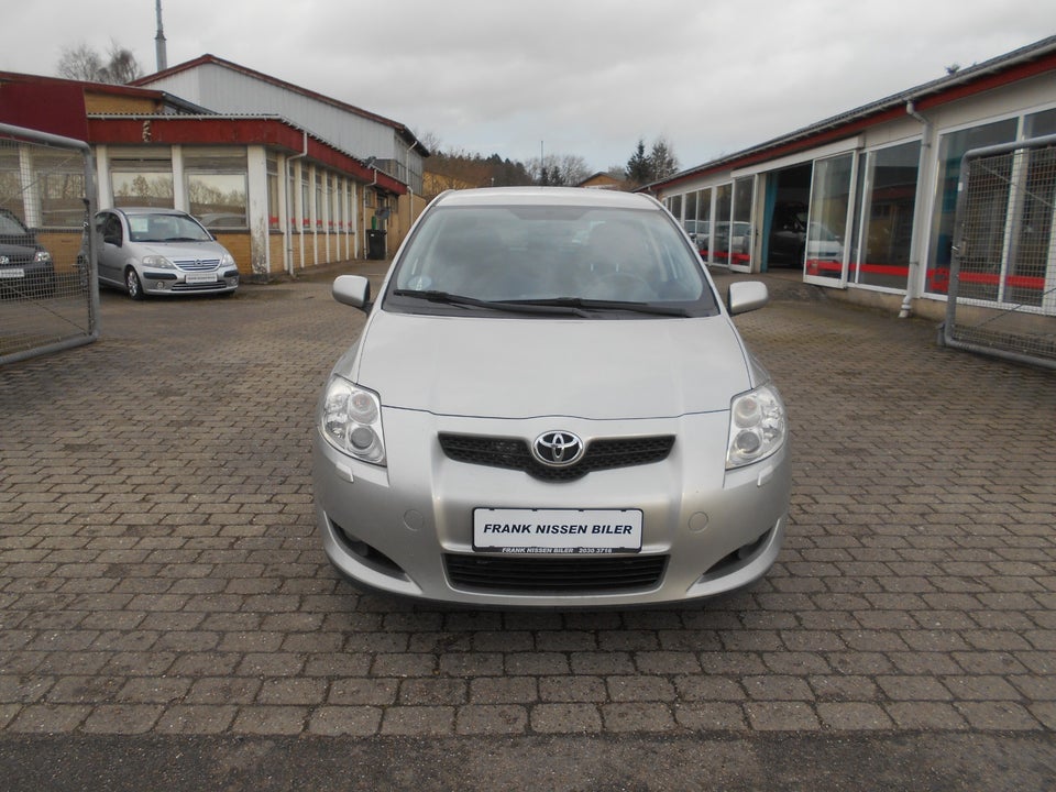 Toyota Auris 1,4 D-4D TX 5d